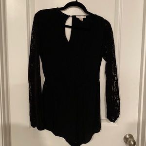 Lace sleeve surplice romper